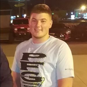 Meet your Posher, Cameron